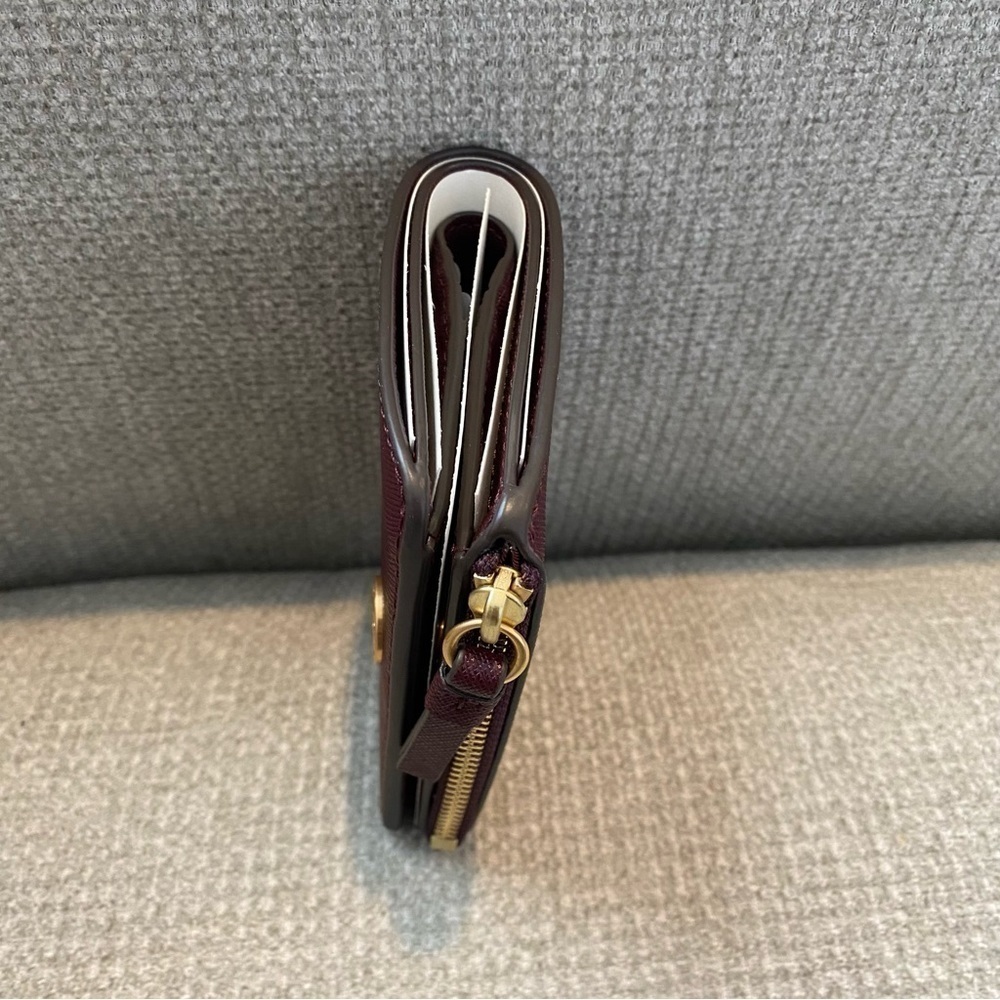 Tory Burch Mini Wallet - Picture 5 of 16